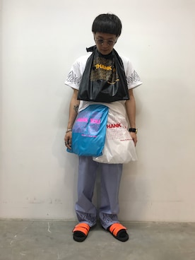 「DISCOVERED（ディスカバード）のアイテム（バッグ）」を使った、一政さん（メンズ・170cm）の春コーディネート