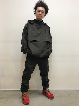 「Yeezy（イージー）のアイテム（ジャケット/アウター）」を使った、一政さん（メンズ・170cm）の春コーディネート