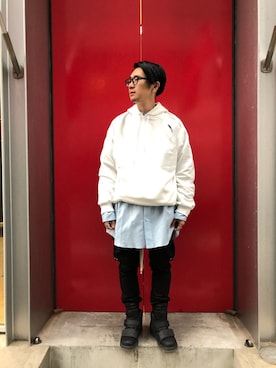 「DRESSEDUNDRESSED（ドレスドアンドレスド）のアイテム（スウェット）」を使った、一政さん（メンズ・170cm）の冬コーディネート
