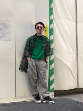 「DISCOVERED（ディスカバード）のアイテム（パンツ）」を使った、一政さん（メンズ・170cm）の春コーディネート