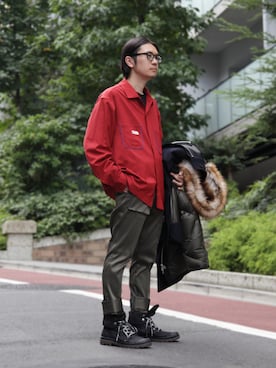 「DIET BUTCHER（ダイエットブッチャー）のアイテム」を使った、一政さん（メンズ・170cm）の秋コーディネート