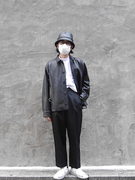 「th（ティー エイチ）のアイテム」を使った、一政さん（メンズ・170cm）の秋コーディネート