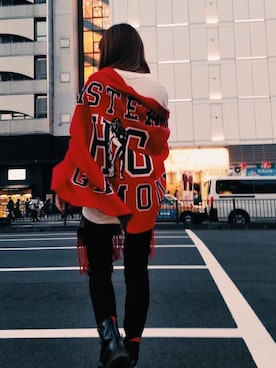 「red」｜「アイテム（アナログ腕時計）」を使った、yuさん（レディース・160cm）の秋コーディネート