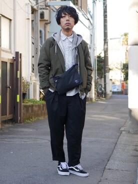 「ADAM ET ROPE'（アダムエロペ）のアイテム（MA-1）」を使った、syo16さん（メンズ・167cm）の冬コーディネート