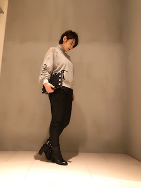 「DIESEL（ディーゼル）のアイテム（クラッチバッグ）」を使った、つかさきさん（レディース・160cm）の夏コーディネート