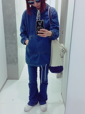 石井真奈美さんのコーディネート