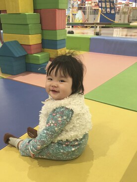 「アイテム（ロンパース、グリーン系）」を使った、aayaaさん（キッズ・70cm）の春コーディネート