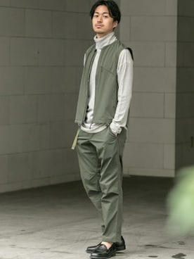 WORK NOT WORK URBAN RESEARCHのベストを使った人気ファッション