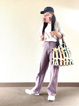 「VOLCOM（ボルコム）のアイテム（キャップ）」を使った、imoccoさん（レディース・155cm）の春コーディネート