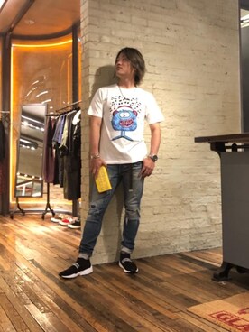 「アイテム（財布、イエロー系）」を使った、吉川修平さん（メンズ・175cm）の夏コーディネート