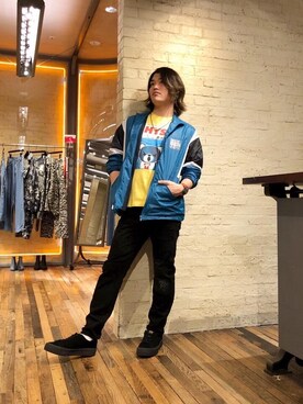 「G-SHOCK」｜「アイテム（ブルゾン）」を使った、吉川修平さん（メンズ・175cm）の春コーディネート