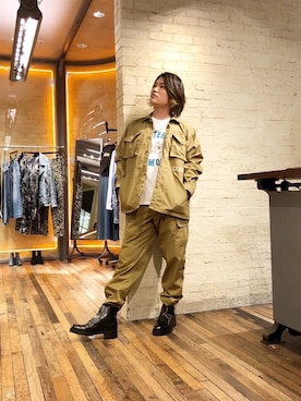 「G-SHOCK」｜「アイテム（ブーツ）」を使った、吉川修平さん（メンズ・175cm）の春コーディネート