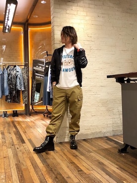 「G-SHOCK」｜「アイテム（ブーツ）」を使った、吉川修平さん（メンズ・175cm）の春コーディネート