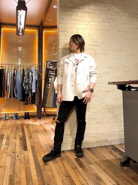 「アイテム（腕時計、ブルー系）」を使った、吉川修平さん（メンズ・175cm）の春コーディネート