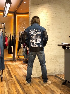 「70'sコーデ」｜「アイテム（ライダースジャケット）」を使った、吉川修平さん（メンズ・175cm）の冬コーディネート