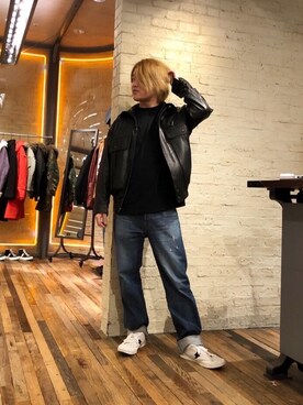「レザーコーデ」｜「アイテム（ブルゾン）」を使った、吉川修平さん（メンズ・175cm）の春コーディネート
