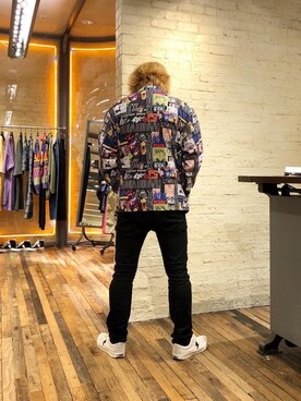 「コラボレーション」｜「アイテム（ナイロンジャケット）」を使った、吉川修平さん（メンズ・175cm）の春コーディネート