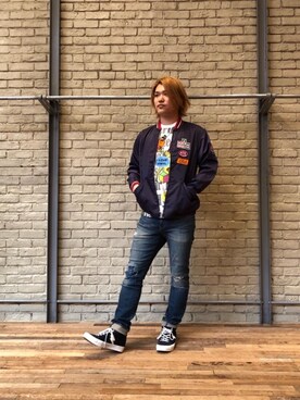「70'sコーデ」｜「アイテム（ナイロンジャケット）」を使った、吉川修平さん（メンズ・175cm）の春コーディネート