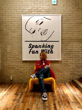 「アイテム（ミリタリージャケット、レッド系）」を使った、吉川修平さん（メンズ・175cm）の春コーディネート