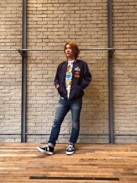 「70'sコーデ」｜「アイテム（ナイロンジャケット）」を使った、吉川修平さん（メンズ・175cm）の春コーディネート