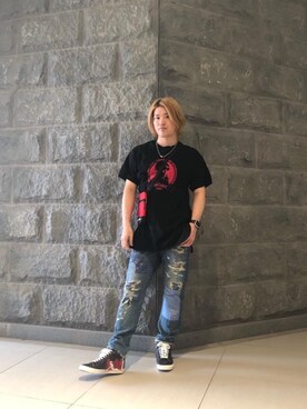 「70'sコーデ」｜「アイテム（ワンピース/ドレス）」を使った、吉川修平さん（メンズ・175cm）の夏コーディネート