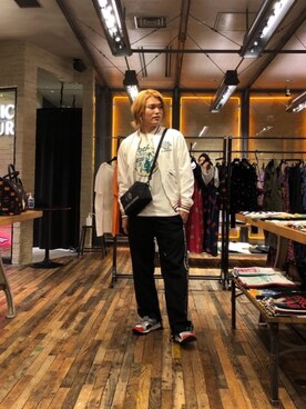「70'sコーデ」｜「アイテム（財布/小物）」を使った、吉川修平さん（メンズ・175cm）の夏コーディネート