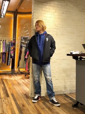 「70'sコーデ」｜「アイテム（ナイロンジャケット）」を使った、吉川修平さん（メンズ・175cm）の秋コーディネート