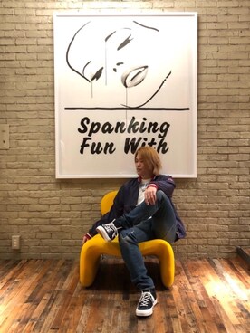 「コラボレーション」｜「アイテム（ナイロンジャケット）」を使った、吉川修平さん（メンズ・175cm）の秋コーディネート