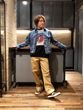 「70'sコーデ」｜「アイテム（デニムジャケット）」を使った、吉川修平さん（メンズ・175cm）の秋コーディネート