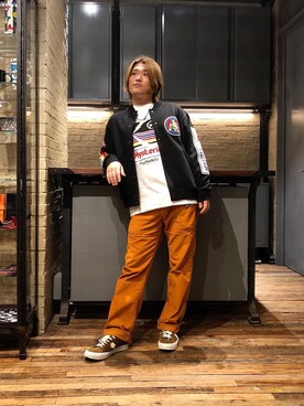 「70'sコーデ」｜「アイテム（その他アウター）」を使った、吉川修平さん（メンズ・175cm）の秋コーディネート