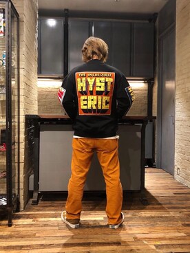 「70'sコーデ」｜「アイテム（その他アウター）」を使った、吉川修平さん（メンズ・175cm）の秋コーディネート