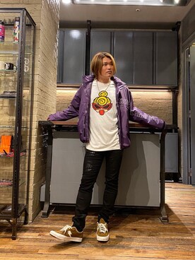 「70'sコーデ」｜「アイテム（ナイロンジャケット）」を使った、吉川修平さん（メンズ・175cm）の秋コーディネート