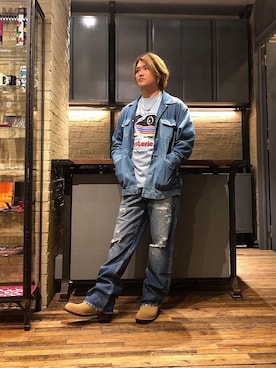 「70'sコーデ」｜「アイテム（デニムジャケット）」を使った、吉川修平さん（メンズ・175cm）の秋コーディネート