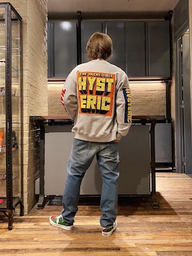 「70'sコーデ」｜「アイテム（その他アウター）」を使った、吉川修平さん（メンズ・175cm）の秋コーディネート