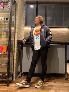 「70'sコーデ」｜「アイテム（ブルゾン）」を使った、吉川修平さん（メンズ・175cm）の冬コーディネート