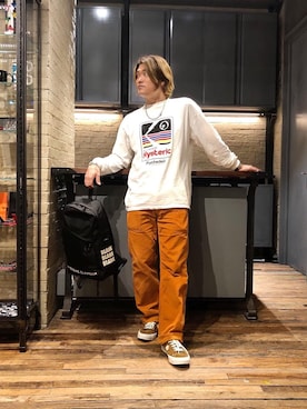 「HYSTERIC GLAMOUR（ヒステリックグラマー）のアイテム（バックパック/リュック）」を使った、吉川修平さん（メンズ・175cm）の冬コーディネート
