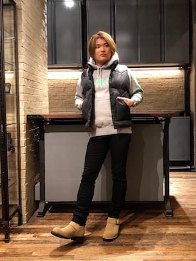 「70'sコーデ」｜「アイテム（デニムジャケット）」を使った、吉川修平さん（メンズ・175cm）の冬コーディネート
