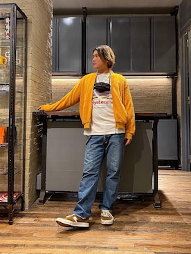 「70'sコーデ」｜「アイテム（その他アウター）」を使った、吉川修平さん（メンズ・175cm）の冬コーディネート