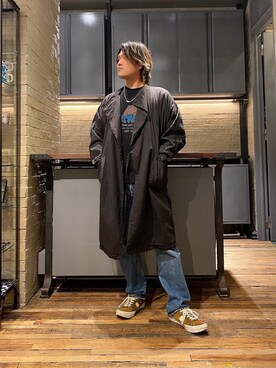 「70'sコーデ」｜「アイテム（その他アウター）」を使った、吉川修平さん（メンズ・175cm）の春コーディネート