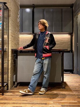 「90'sコーデ」｜「アイテム（その他アウター）」を使った、吉川修平さん（メンズ・175cm）の秋コーディネート