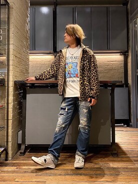 「90'sコーデ」｜「アイテム（ナイロンジャケット）」を使った、吉川修平さん（メンズ・175cm）の秋コーディネート