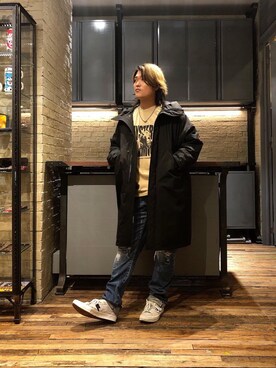 「90'sコーデ」｜「アイテム（その他アウター）」を使った、吉川修平さん（メンズ・175cm）の秋コーディネート