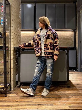 「90'sコーデ」｜「アイテム（その他アウター）」を使った、吉川修平さん（メンズ・175cm）の秋コーディネート