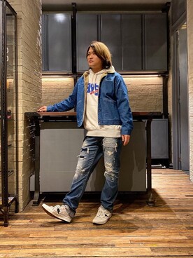 「70'sコーデ」｜「アイテム（デニムジャケット）」を使った、吉川修平さん（メンズ・175cm）の秋コーディネート