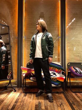 「90'sコーデ」｜「アイテム（ブルゾン）」を使った、吉川修平さん（メンズ・175cm）の冬コーディネート