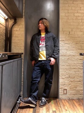 「90'sコーデ」｜「アイテム（その他アウター）」を使った、吉川修平さん（メンズ・175cm）の春コーディネート