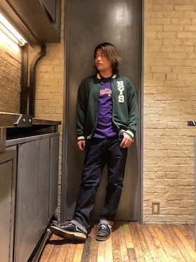 「70'sコーデ」｜「アイテム（ジャージ）」を使った、吉川修平さん（メンズ・175cm）の春コーディネート