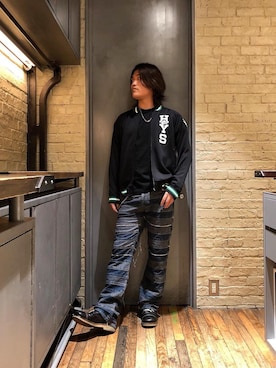 「90'sコーデ」｜「アイテム（財布/小物）」を使った、吉川修平さん（メンズ・175cm）の夏コーディネート
