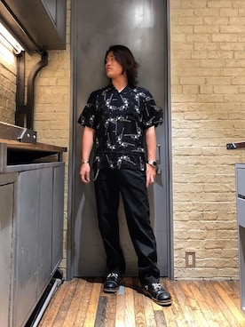 「90'sコーデ」｜「アイテム（財布/小物）」を使った、吉川修平さん（メンズ・175cm）の夏コーディネート