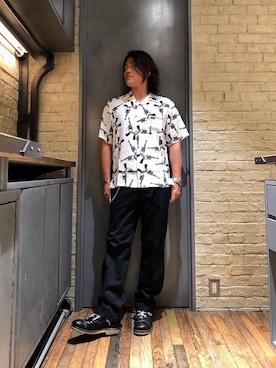 「90'sコーデ」｜「アイテム（財布/小物）」を使った、吉川修平さん（メンズ・175cm）の夏コーディネート